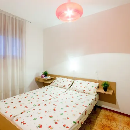 Condominio Garden 비비오네